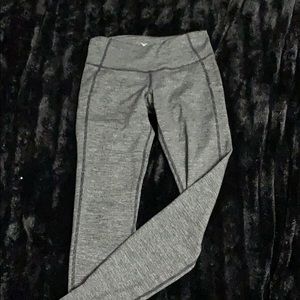 Black and grey stripped full length leggings